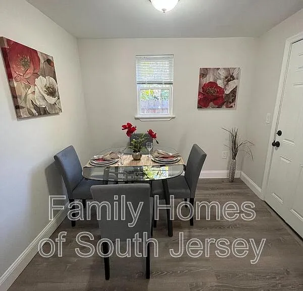 3205 Latona St — Photo 6