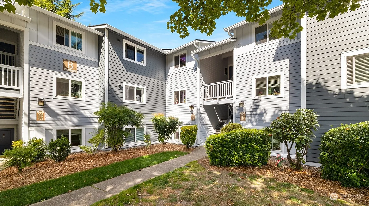 14006 NE 181st Place #B103 photo 1