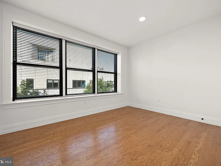 801 N Market St #207 — Photo 8