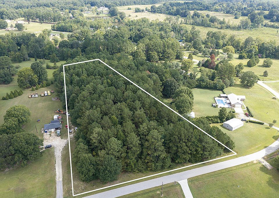 1st image of 148 Meadowview Ln