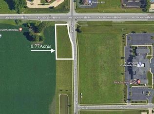 1301 Pine Creek Dr, Springfield, IL 62711