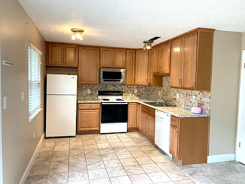 3300 Madison Ave Photo 1