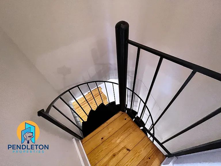 514 E 12th St #3 — Photo 19