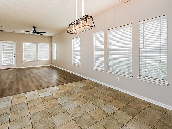 5th image of 6267 Pendragon Pl