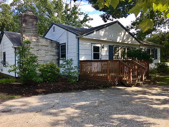 Left side and view of Den