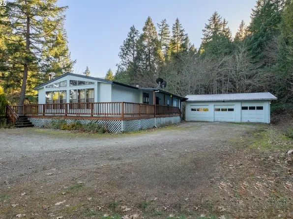 8533 Azalea Glen Rd, Glendale, OR 97442