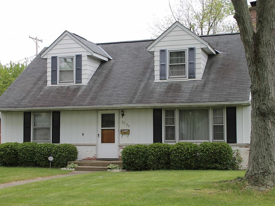 1st image of 2925 Brownlee Ave