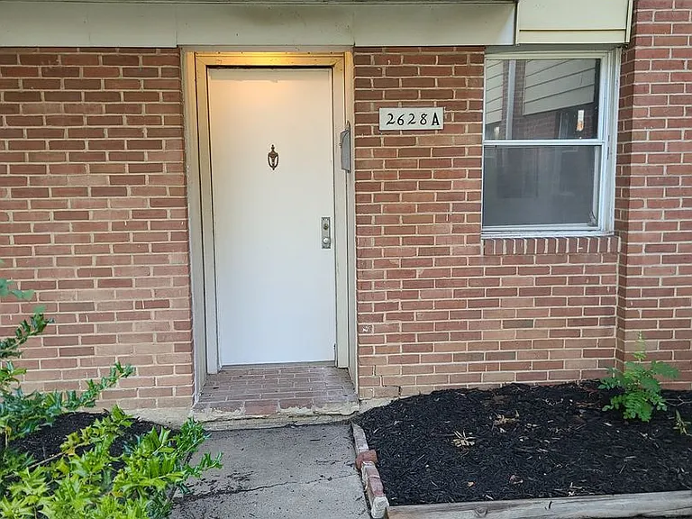 2620-2630 E Northern Pkwy — Photo 9