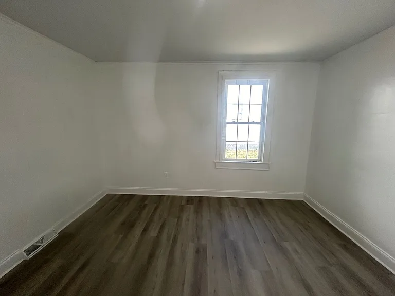 1413 Hyatt Ave — Photo 24