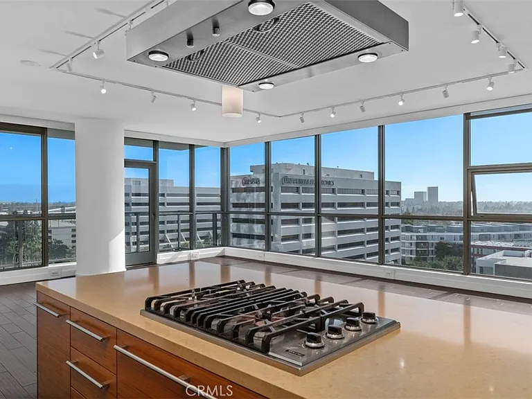 9 Macarthur Pl #N-1007 — Photo 15