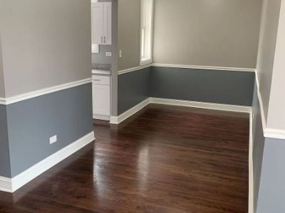 3rd image of 6804-6806 S Union Ave #1A