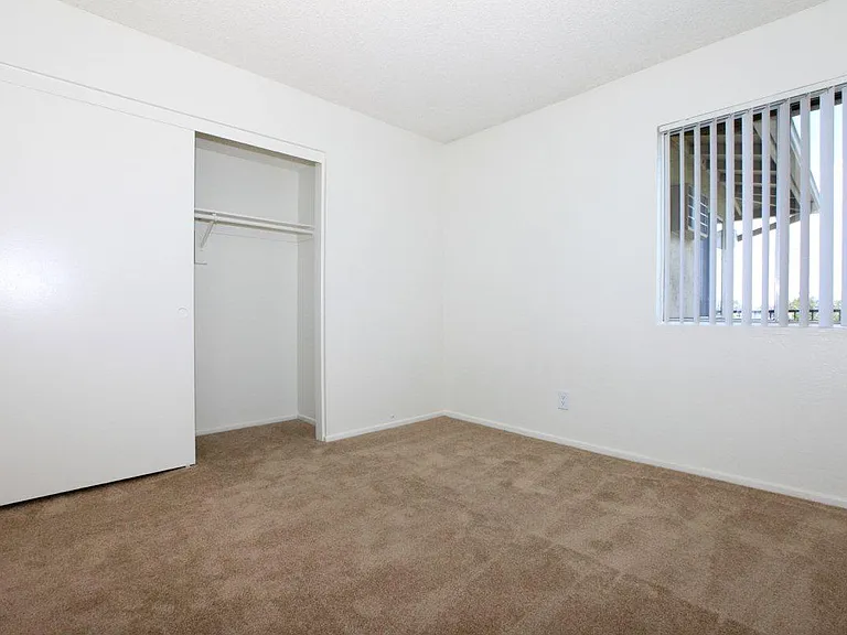 Five Coves Apartment Homes — Photo 49