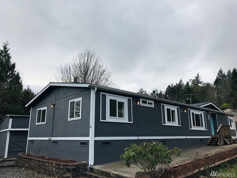 2nd image of 30 Terry Ann Dr