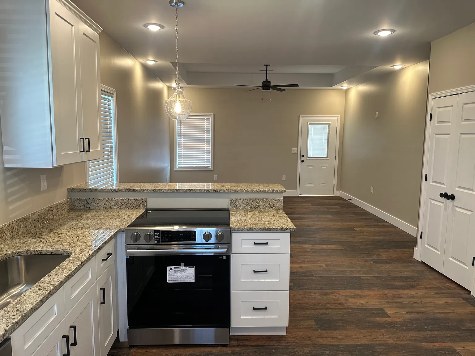 706 North Shelby Ave — Photo 3