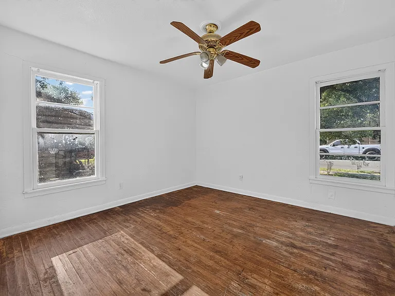 5503 Van Natta Ln — Photo 11