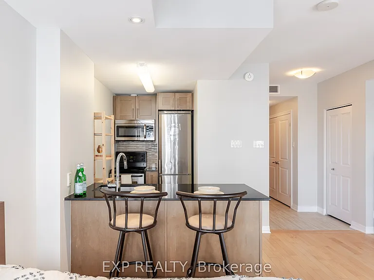 242 Rideau St #2308 — Photo 22