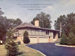 22125 Ridge Rd, Houghton, MI 49931