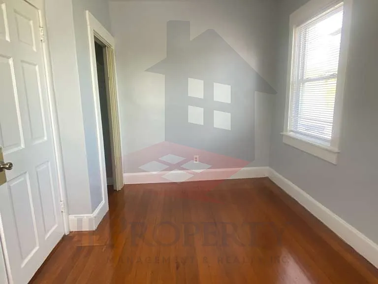 767-769 Broad St #3 — Photo 9