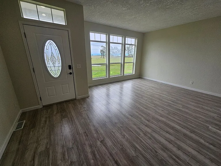 4655 Dawson Rd — Photo 32