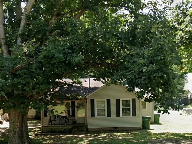 3039 W Main St — Photo 1