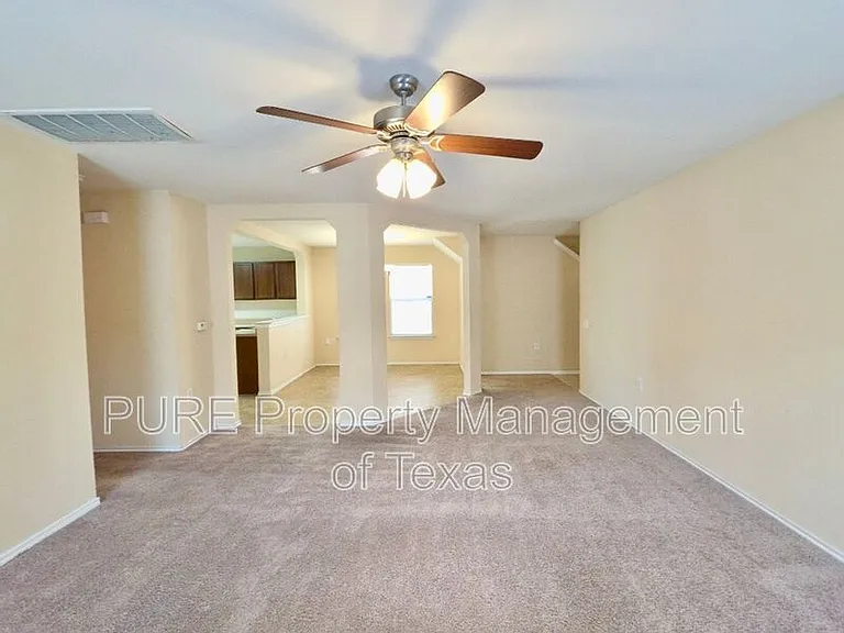 7412 Cayenne Ln — Photo 4