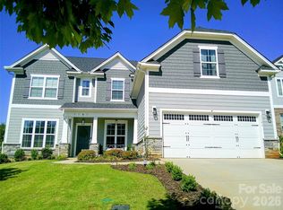 1141 Overlake Dr, Belmont, NC 28012