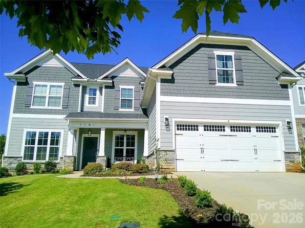 1141 Overlake Dr, Belmont, NC 28012