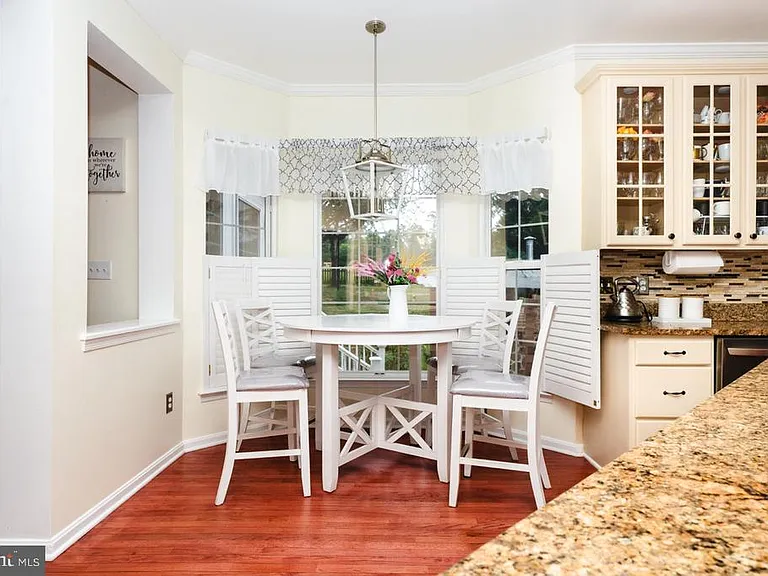 18278 Maple Spring Ct — Photo 11