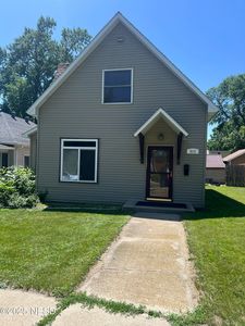 513 N Park St, Watertown, SD, 57201