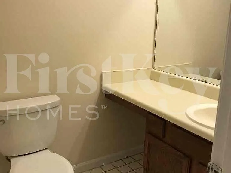 5334 Memorial Ln — Photo 7