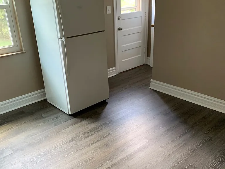 2180 Townhill Dr — Photo 9