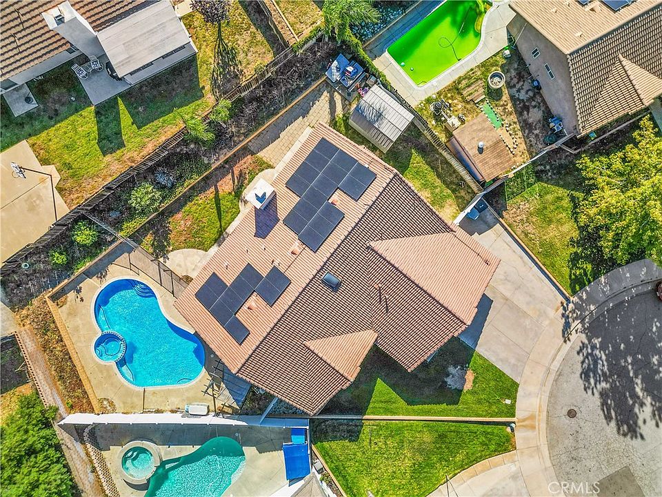 1st image of 371 Rogers Ct