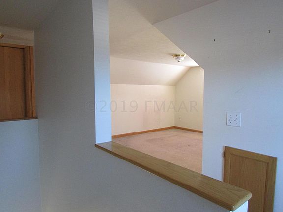 5th image of 210 7th Ave W