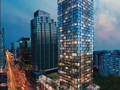 5180 Yonge St #412 Photo 1