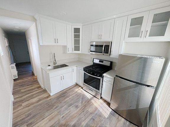 2nd image of 8629 Juniper St #8631-1/2