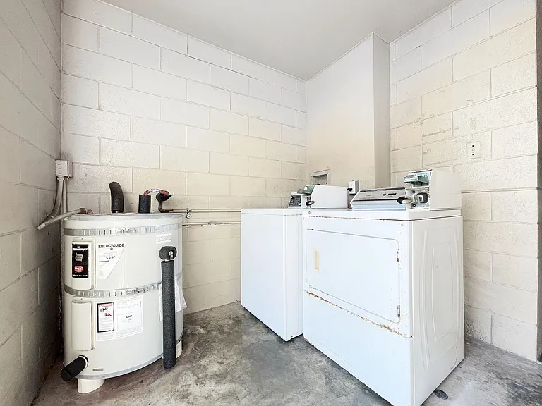 1687 Pensacola St #505 — Photo 6