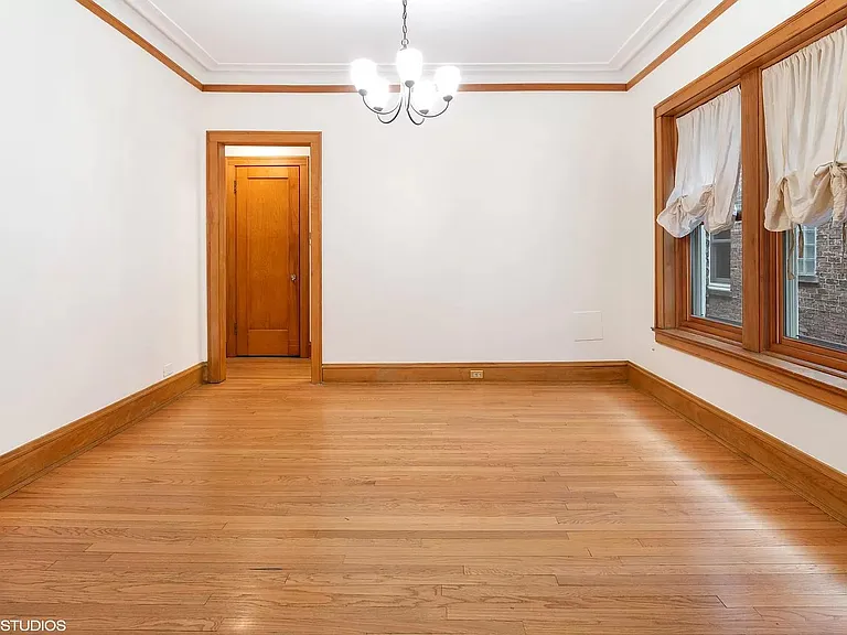 540 W Brompton Ave #2S — Photo 4