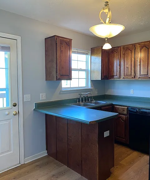 133-135 Hunter Ridge Dr — Photo 13