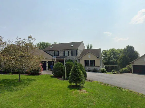 1400 Mentzer Rd, Lancaster, PA 17602