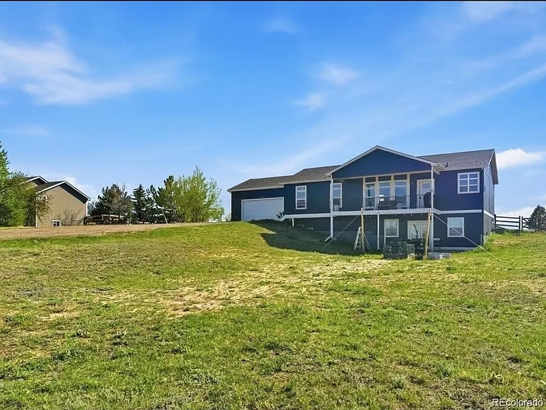 44076 Morning Star Ct — Photo 23