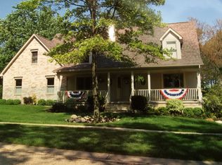 251 Brook Dr, Romeo, MI 48065