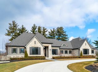 3808 W Maple Rd, Bloomfield Hills, MI 48301