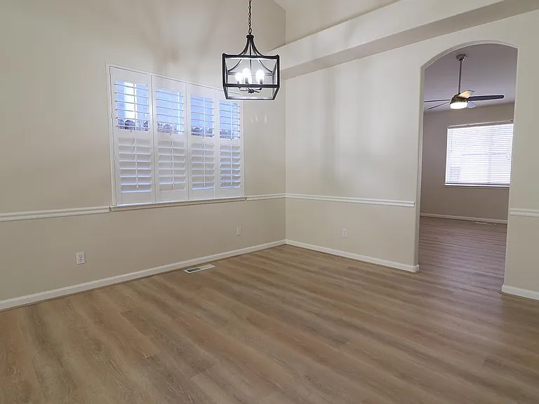 8701 White Fir St — Photo 9