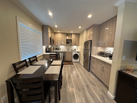 2nd image of 1223 Bonanza Ave APT 38