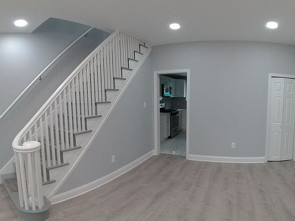 3rd image of 3827 N Fairhill St