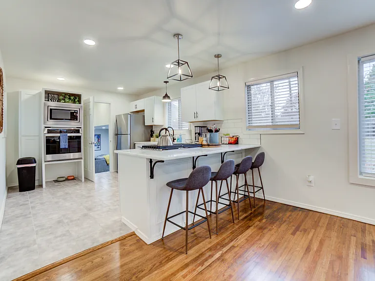 5705 E 26th Pl S — Photo 11