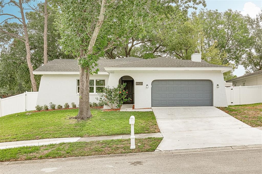 2285 Grove Valley Ave, Palm Harbor, FL 34683 MLS U8202283 Zillow