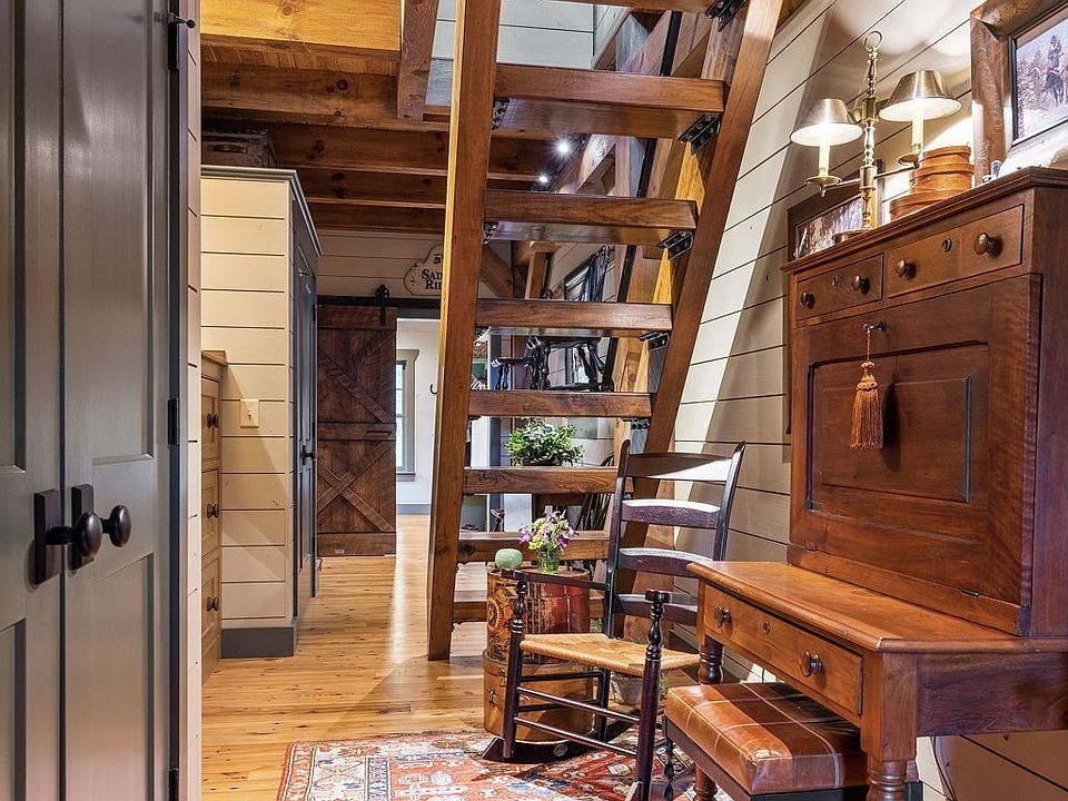 46th image of this home