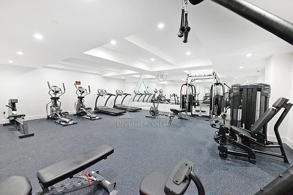 Rented by Peter Ashe | media 8