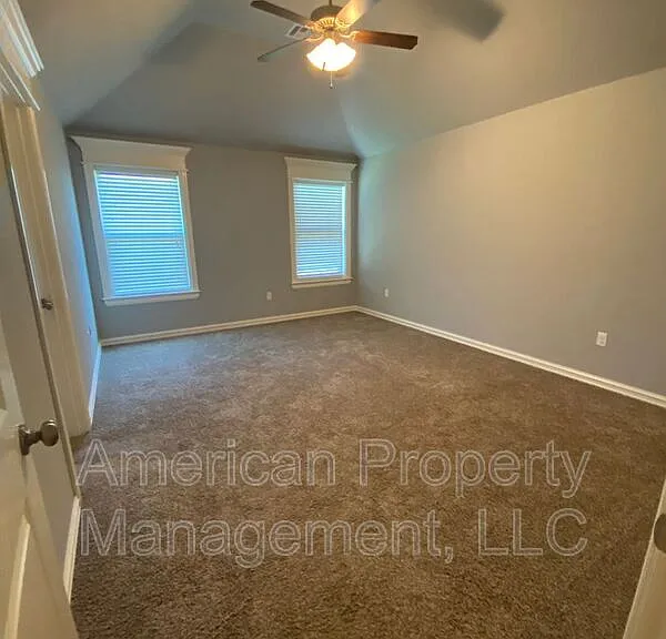 5312 Charleston Dr — Photo 17